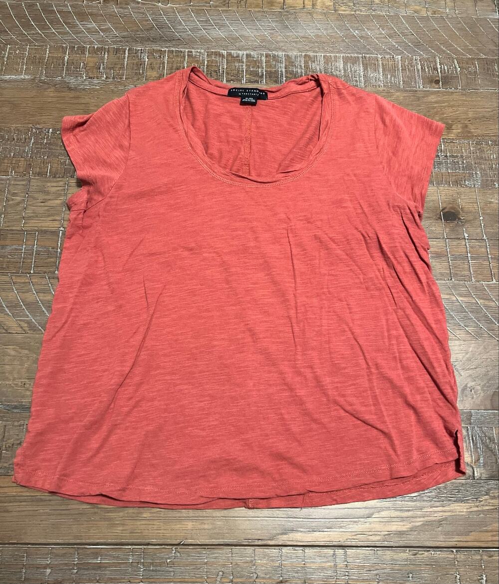 Social Standard by Sanctuary Women’s T-shirt Size XL Amber Scoop Tee Basic Top